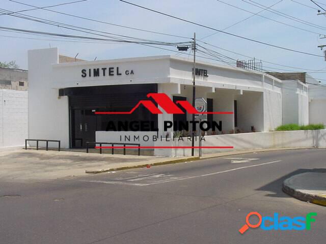 LOCAL COMERCIAL EN VENTA VALLE FRÍO MARACAIBO API 2633