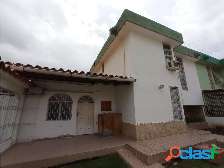 Casa en Venta Zona Este Barquisimeto 22-8304 DX