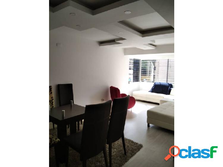 Vendo apartamento en Colinas de Santa Monica