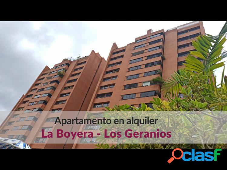 Apartamento en alquiler de lujo amoblado en Los Geranios -