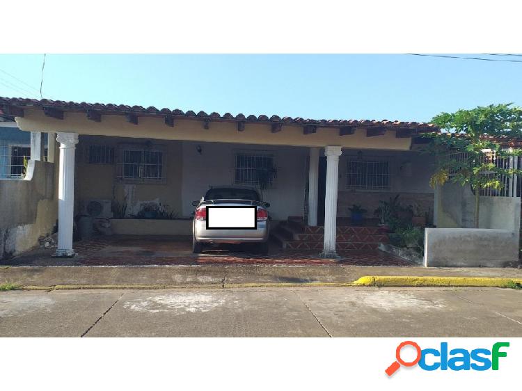 SE VENDE CASA EN LA URB BELLA VISTA VE02-431BV-VC