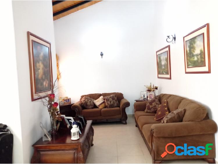 SE VENDE CASA EN LA URB LOMAS DEL VIENTO VE01-0923VS-MM