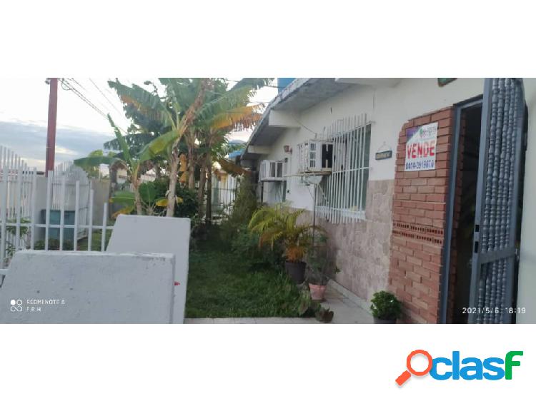 SE VENDE CASA EN URB FUNDEMOS VE01-0631FU-EG