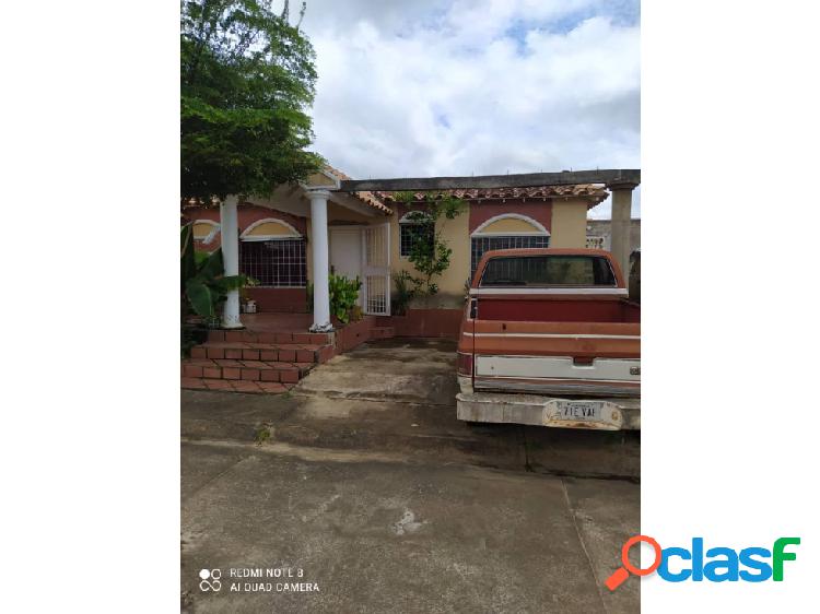 SE VENDE CASA EN URB. JARDINES DE SAN JAIME VE02-016ZI-AZ