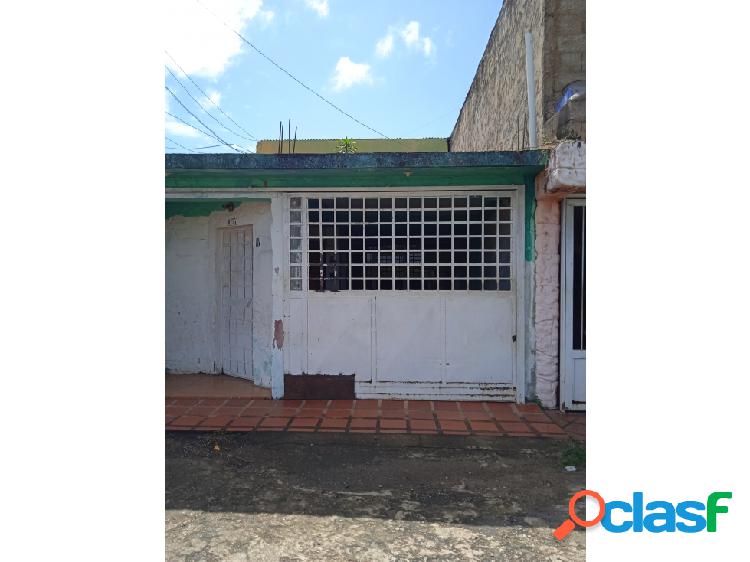 SE VENDE CASA URB. LA LIBERTAD VE02-009SL-DCED