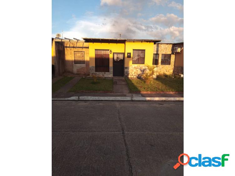 SE VENDE CASA URB. LOS FRAILEJONES VE02-013ZI-JV