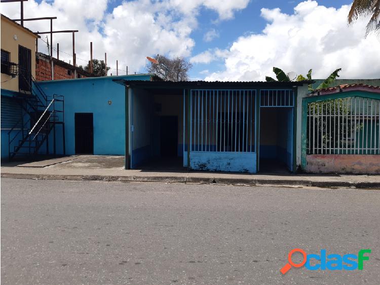 SE VENDE LOCAL EN EL BARRIO LA IMPORTACIA/ GUANARE