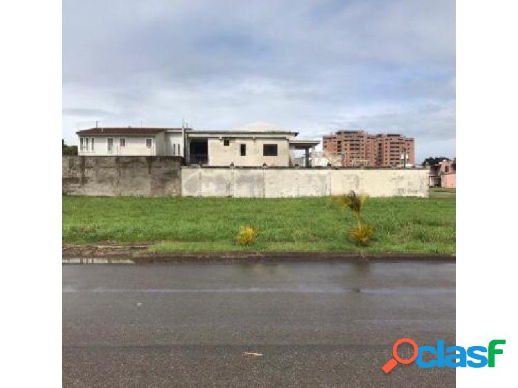 SE VENDE TERRENO EN URB JUANICO COUNTRY VE01-0732JC-WG