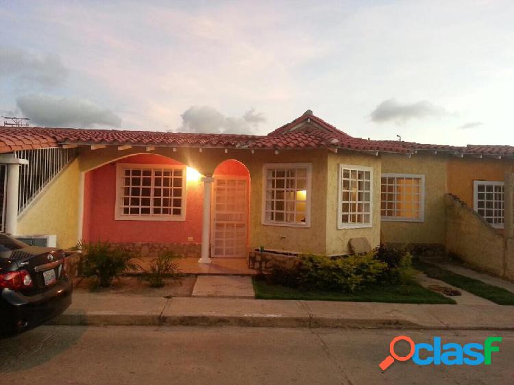 VENTA DE CASA EN MARGARITA VE02-044MG-KE