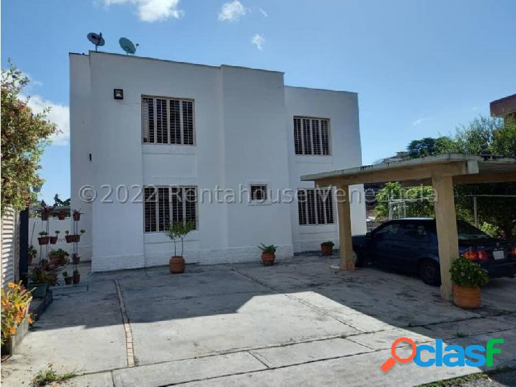 Venta Casa El Hatillo 22-19081 Odette Favrin 0414-2417498