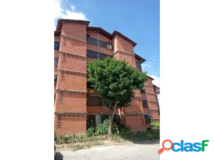 Vendo apartamento 74m2 3h/2b/1pe Nueva Casarapa, Guarenas,