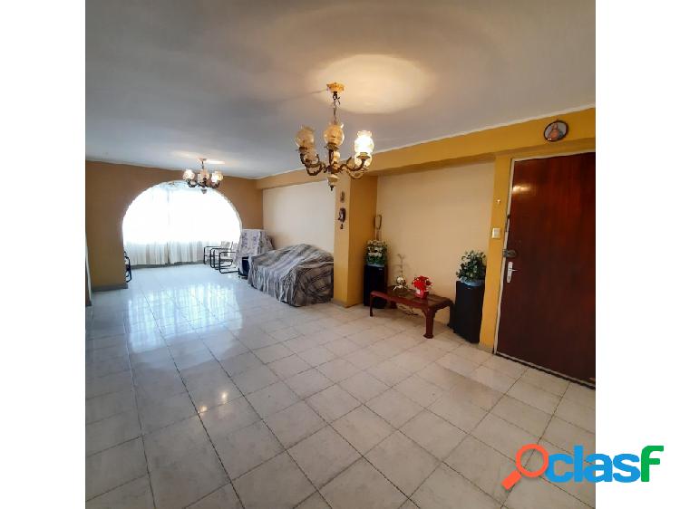 Venta de Apartamento en Bella Vista 3H/ 2B/ 1P