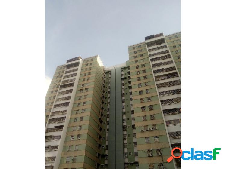 SE VENDE APARTAMENTO de 96m2 3h/2b/2p El Paraíso 2075