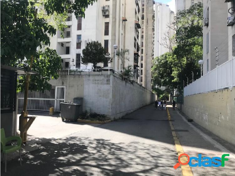 Se Vende apartamento de 75 M2 en Chacaito, Caracas