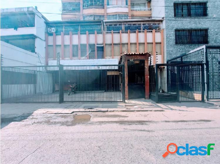 Se vende Local Comercial - 6b/7p - 680m² - Quinta Crespo