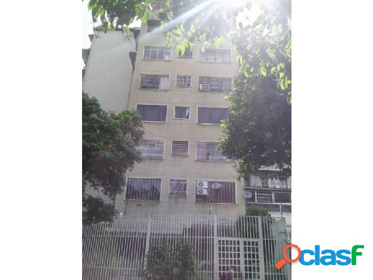 Se vende apto 96m2 3h/2b/0p San Bernardino 4444