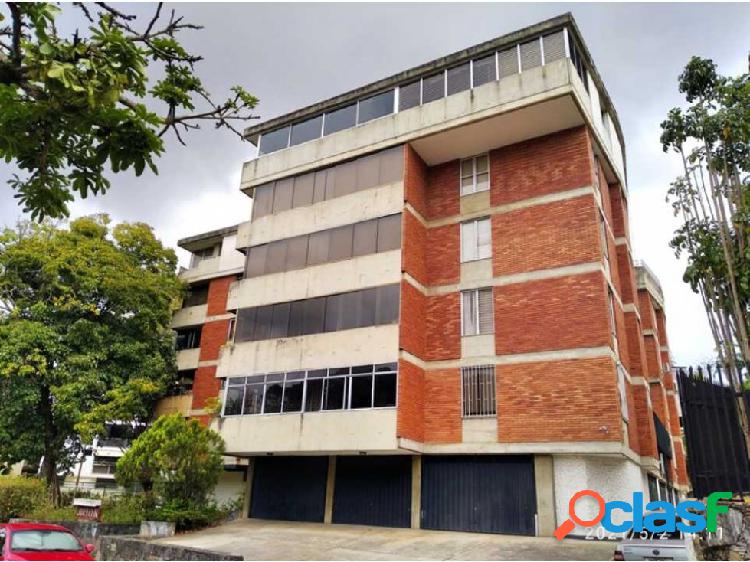 Vendo apartamento 164m2 4h/3b/2pe Cumbres de Curumo