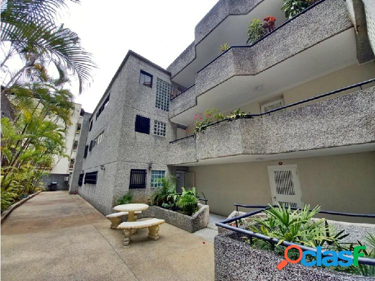 Vendo apartamento 220m2 3h+s/2b+s/2pe Urb. Miranda 9435