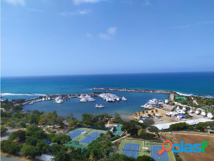 Vendo apartamento 81M 2h/2b/1pe Playa Grande 5812