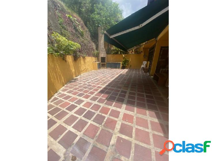 Vendo casa 370mts2 4h+s/4b+s/4pe Chuao