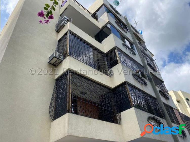 Apartamento en Alquiler en Cumbres de Curumo #221955 SJ