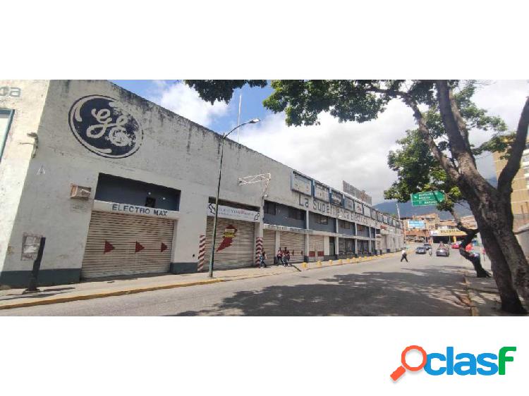 Se alquila galpón 2180m2 Boleíta Sur 5388