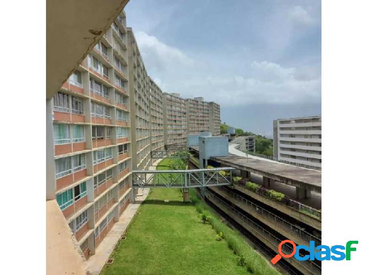Vendo apto 83mts2 3h/2b/1p El Encantado 7057
