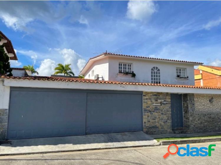 Vendo casa 410mts2 5h/5b/3pe Lomas de La Lagunita