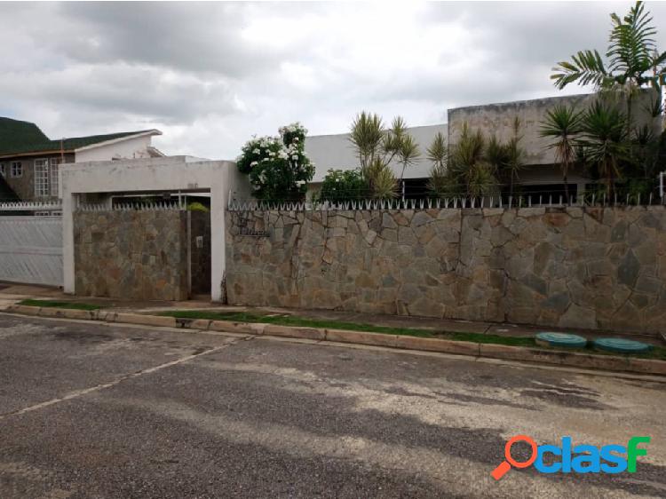 SE VENDE CASA EN ALTOS DE GUATAPARO ANCOVEN PREMIUM