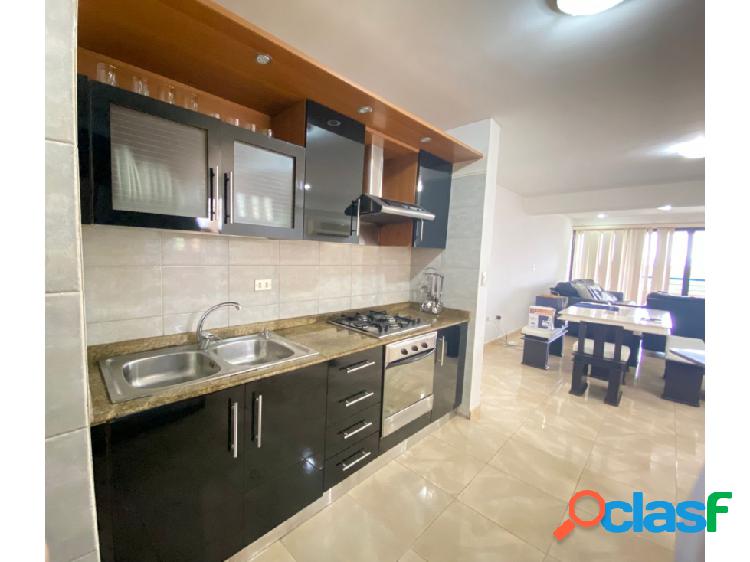 EN ALQUILER APARTAMENTO EN RES. CANOPUS. LECHERIA.