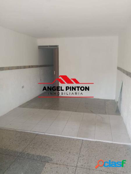 LOCAL COMERCIAL ALQUILER LA FLORESTA MARACAIBO API 2781