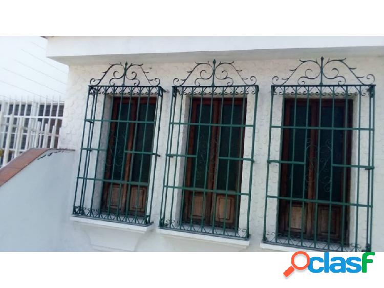 SE VENDE CASA EN TRIGAL NORTE