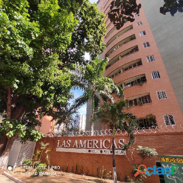 Apartamento en Residencias Las Américas 90 mts2 pozo.