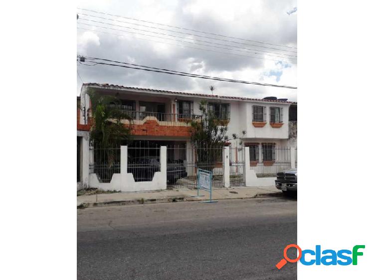 EN VENTA RESIDENCIA ESTUDIANTIL EN NAGUANAGUA