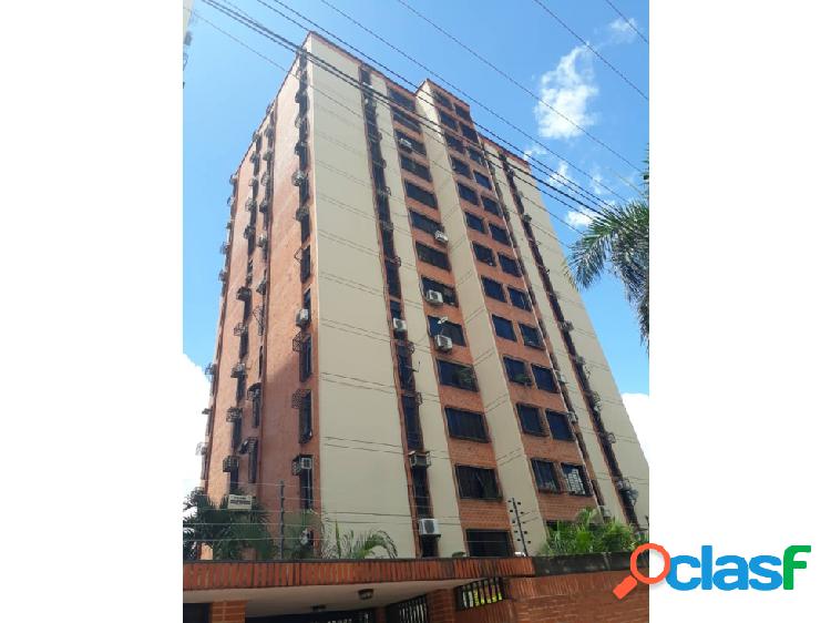 SE VENDE APARTAMENTO EN MAÑONGO