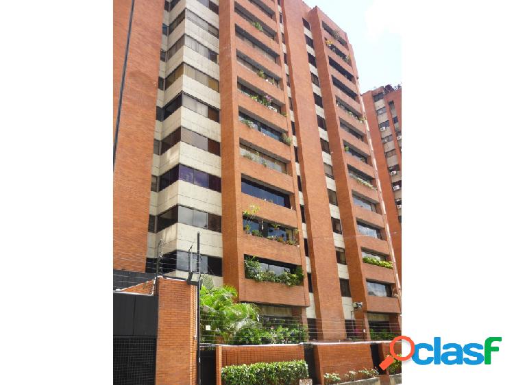 Se vende PH 320m2 3h+s/3.5b+s/3p Los Dos Caminos 0512