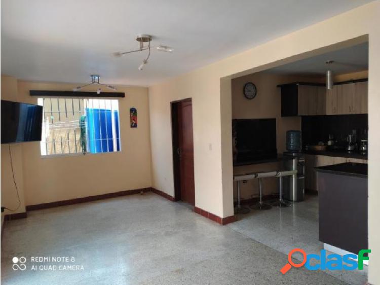 Casa en venta Zona Este Ciudad Roca Barquisimeto 22-7925 jrh