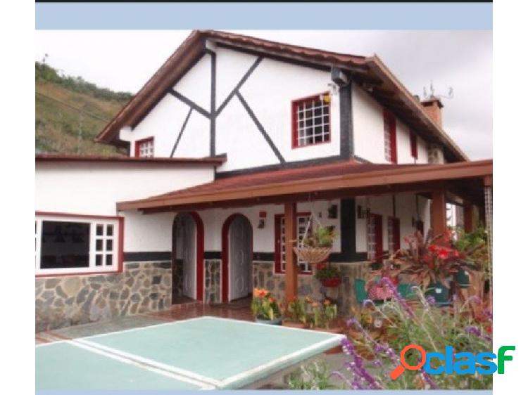 Venta de Casa en La Colonia Tovar