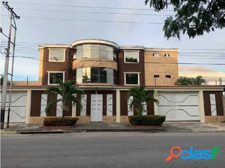 Quinta en la Urb San Jacinto, Maracay Aragua