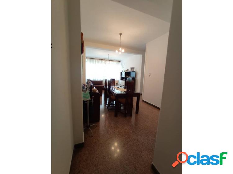 Se Alquila apartamento 95m2 3h/2b Chacao 4453