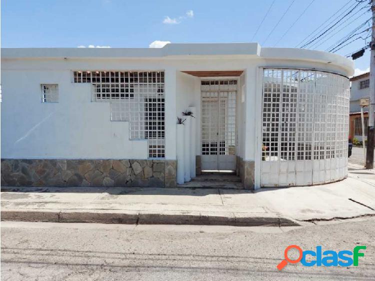 Casa en Alquiler en Villas Aragua, Santiago Mariño, Aragua.