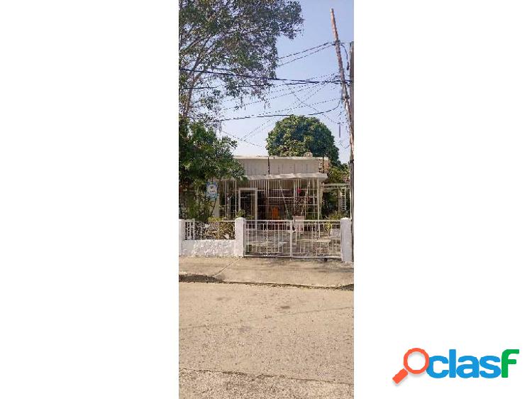 Venta de Casa Comercial Las Acacias 420m2. 3 hab