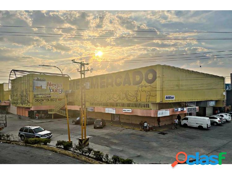 Local Comercial En Alquiler C.C Megamercado