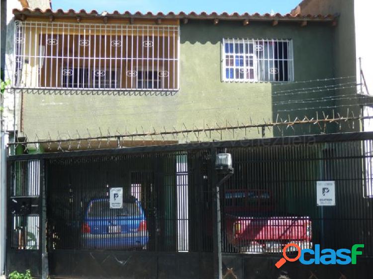 Casa en venta en Los Cardones Barquisimeto Mls#22-2567 FCB