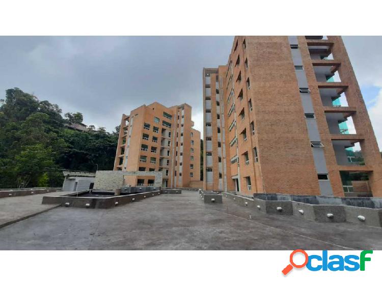 Se vende PB en El Solar del Hatillo Obra Gris 70m2+60m2 T