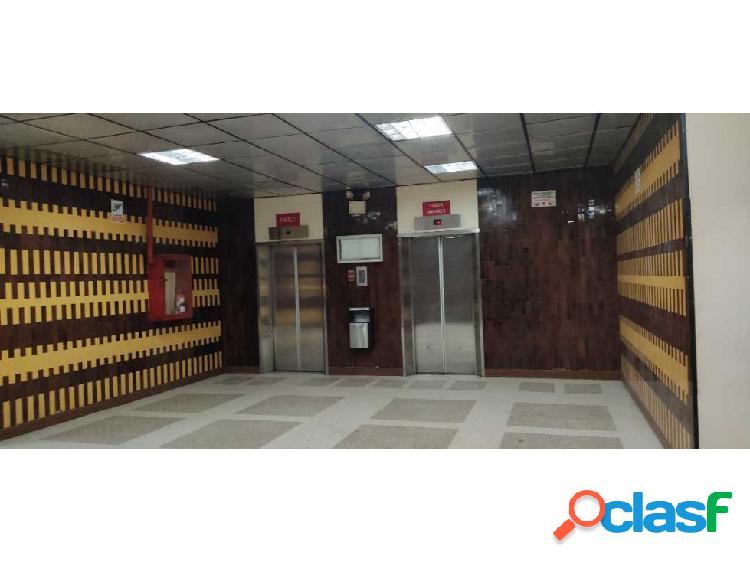 Se vende oficina en el Centro de Caracas 3 Ofic 1 baño