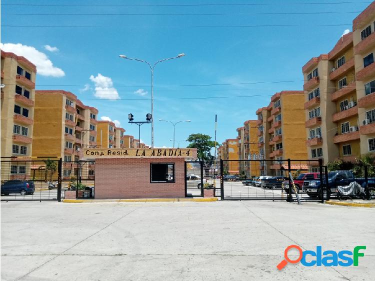 Apartamento Amoblado en Venta Resd. Abadía, San Diego