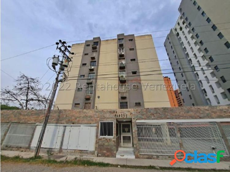 Apartamento en alquiler en el este Barqto. 22-23738 EAO