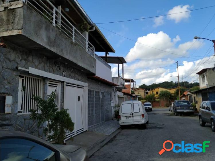 Venta de Casa en Guatire - El Ingenio