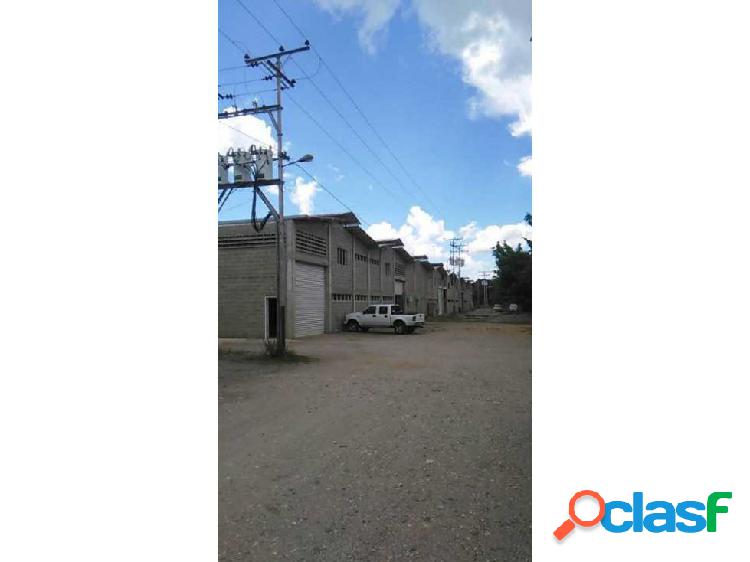 Galpón Industrial en Venta, con Fácil acceso